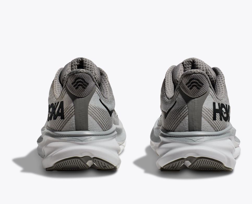 Clifton 9 Sneakers Grå